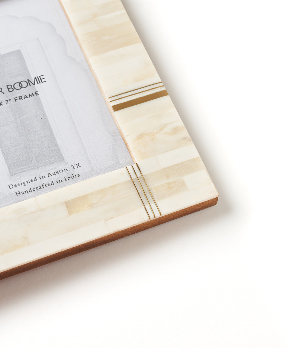 Mukhendu 5x7 Bone & Brass Picture Frame